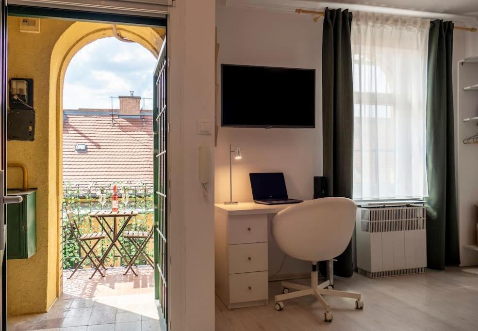 Edna Studio With Balcony บูดาเปสต์ ภายนอก รูปภาพ